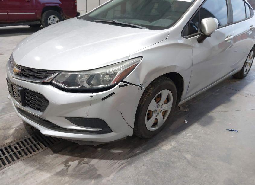 Photo 6 of 2017 Chevrolet Cruze LS AUTO (VIN 3G1BC5SMXHS563759)