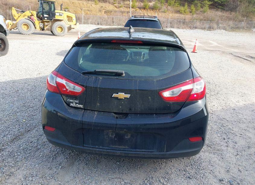 Photo 16 of 2019 Chevrolet Cruze LS (VIN 3G1BC6SM4KS564063)