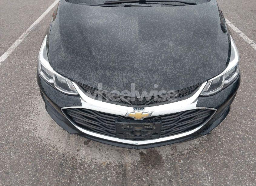 Photo 6 of 2019 Chevrolet Cruze LS (VIN 3G1BC6SM8KS585191)