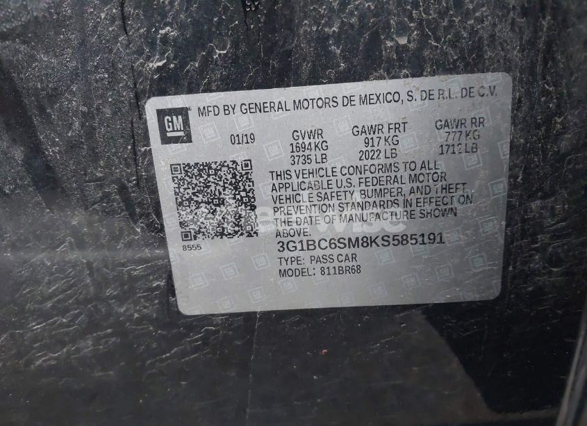 Photo 9 of 2019 Chevrolet Cruze LS (VIN 3G1BC6SM8KS585191)