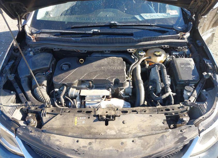 Photo 10 of 2019 Chevrolet Cruze LS (VIN 3G1BC6SMXKS568196)