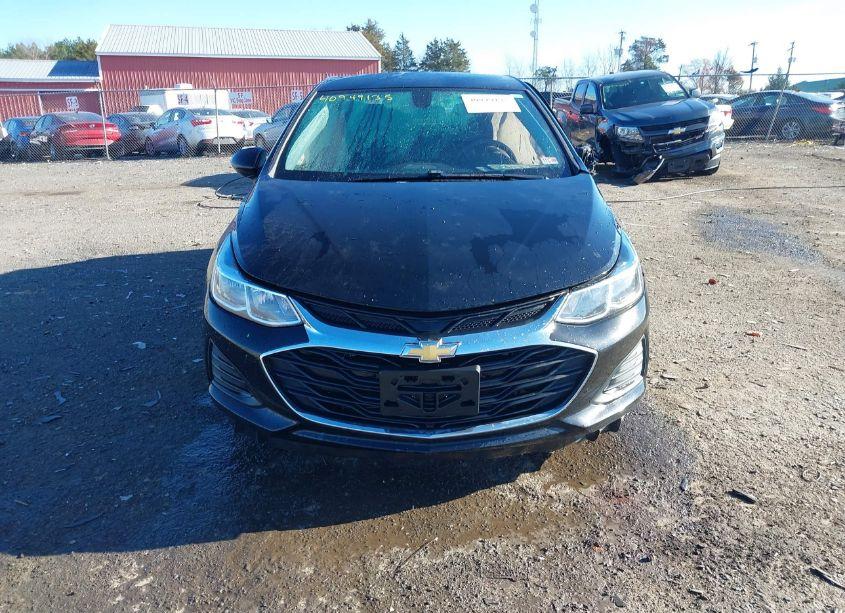 Photo 13 of 2019 Chevrolet Cruze LS (VIN 3G1BC6SMXKS568196)