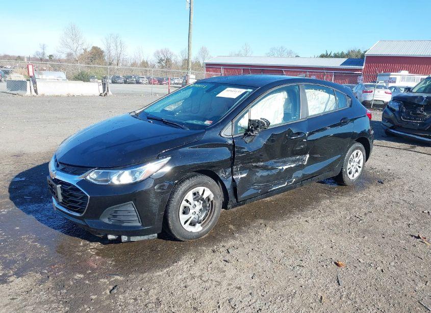Photo 2 of 2019 Chevrolet Cruze LS (VIN 3G1BC6SMXKS568196)