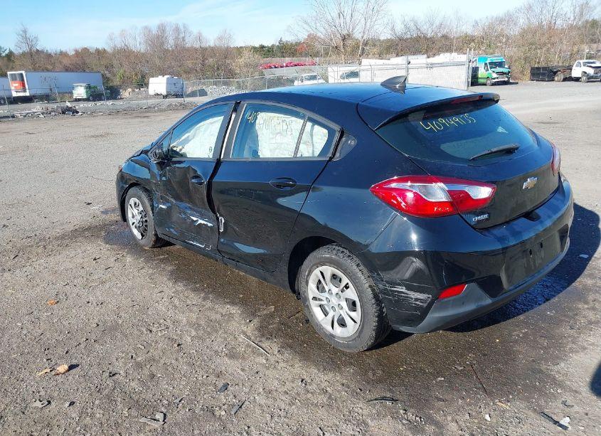Photo 3 of 2019 Chevrolet Cruze LS (VIN 3G1BC6SMXKS568196)