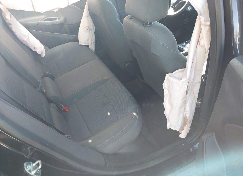 Photo 8 of 2019 Chevrolet Cruze LS (VIN 3G1BC6SMXKS568196)