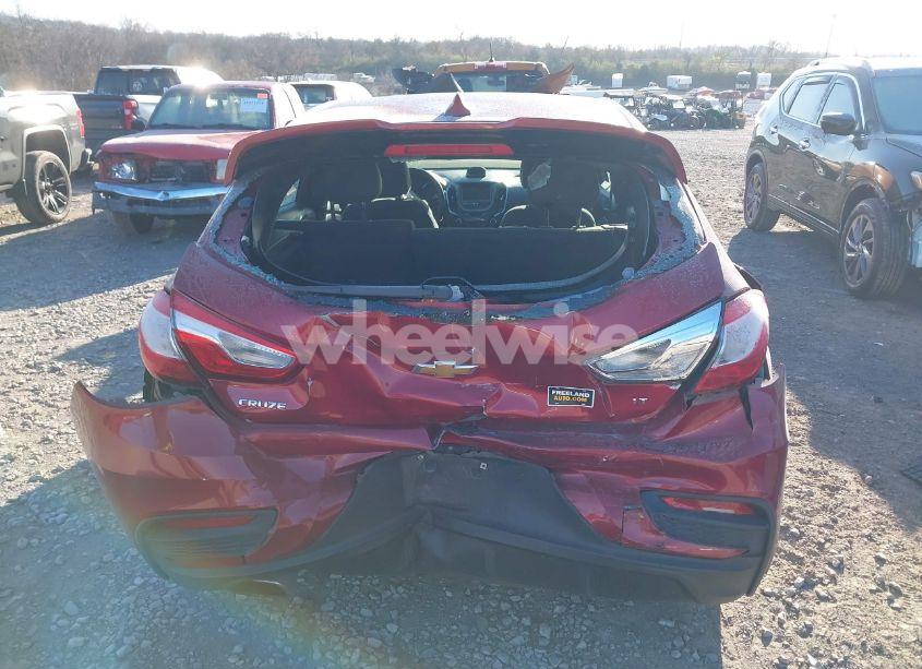 Photo 16 of 2018 Chevrolet Cruze LT MANUAL (VIN 3G1BD6SMXJS558604)