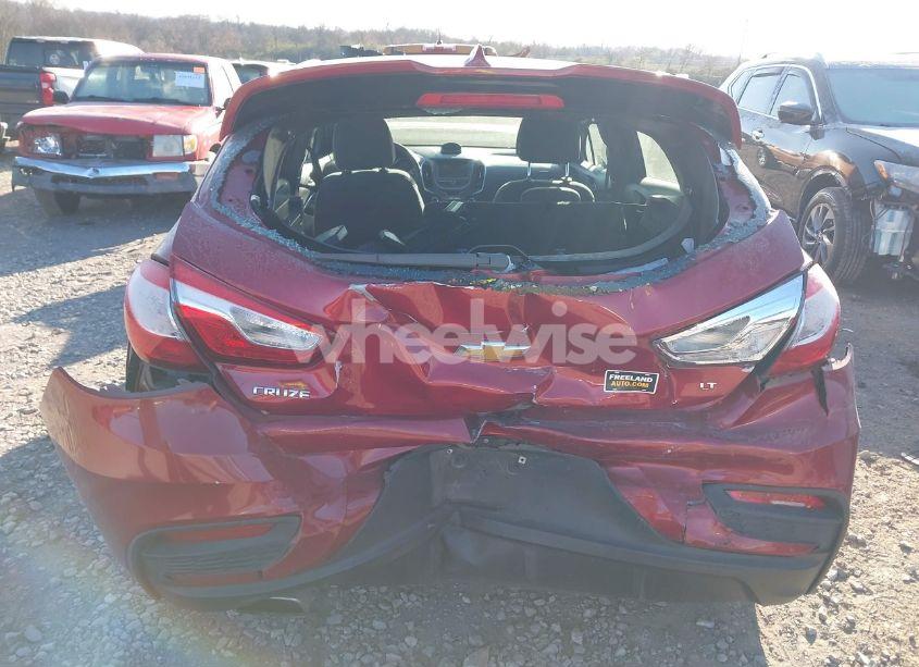 Photo 17 of 2018 Chevrolet Cruze LT MANUAL (VIN 3G1BD6SMXJS558604)