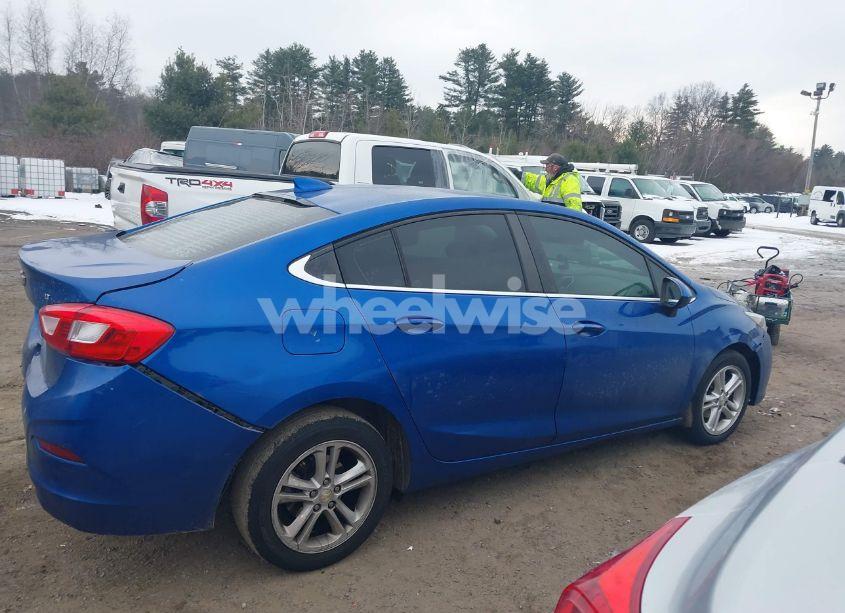 Photo 13 of 2017 Chevrolet Cruze LT AUTO (VIN 3G1BE5SM1HS559240)