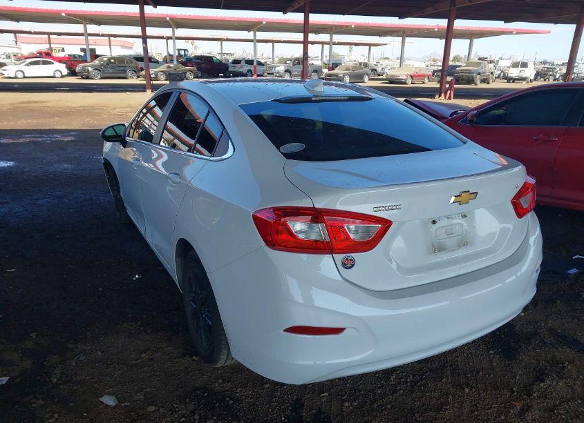 Photo 3 of 2017 Chevrolet Cruze LT AUTO (VIN 3G1BE5SM3HS558560)