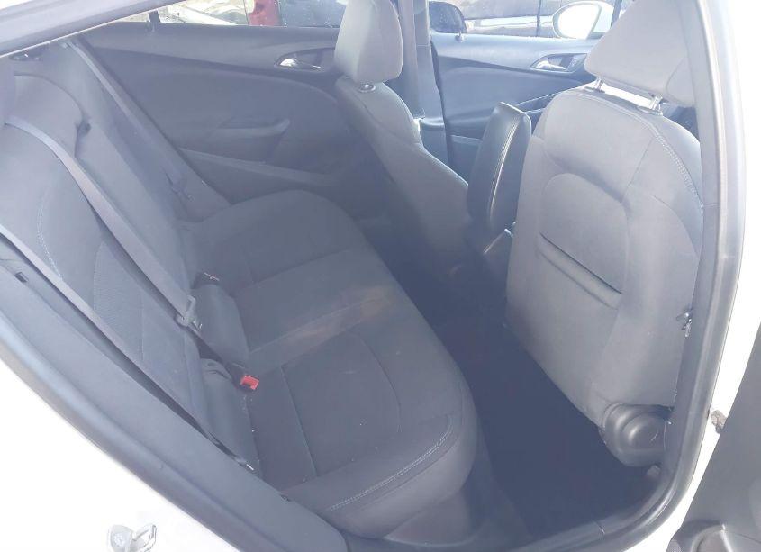 Photo 8 of 2017 Chevrolet Cruze LT AUTO (VIN 3G1BE5SM3HS558560)