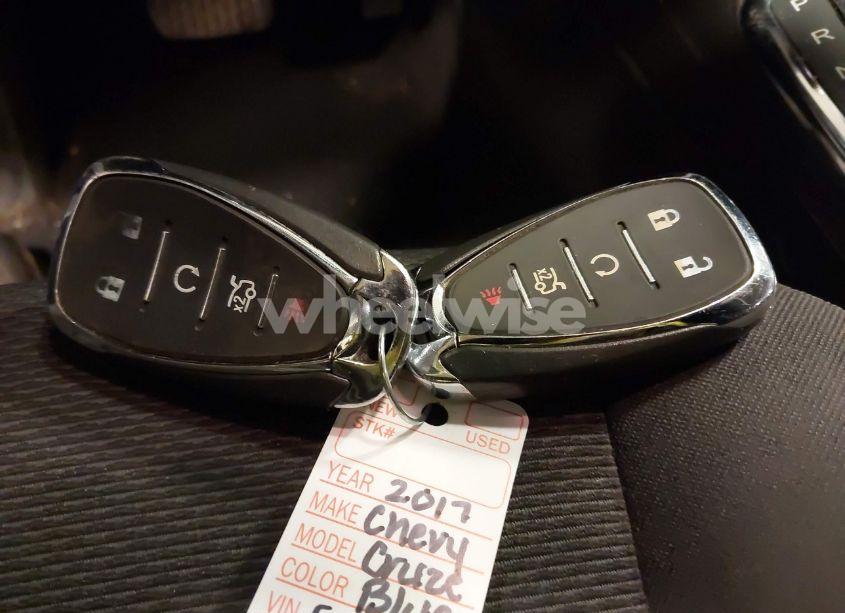 Photo 11 of 2017 Chevrolet Cruze LT AUTO (VIN 3G1BE5SM5HS534826)