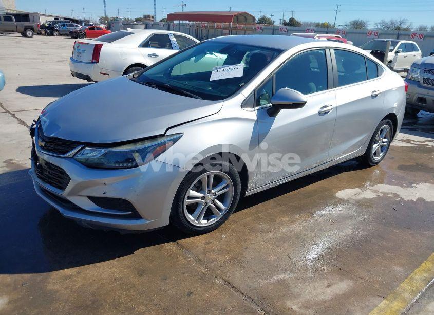 Photo 2 of 2017 Chevrolet Cruze LT AUTO (VIN 3G1BE5SM6HS517744)