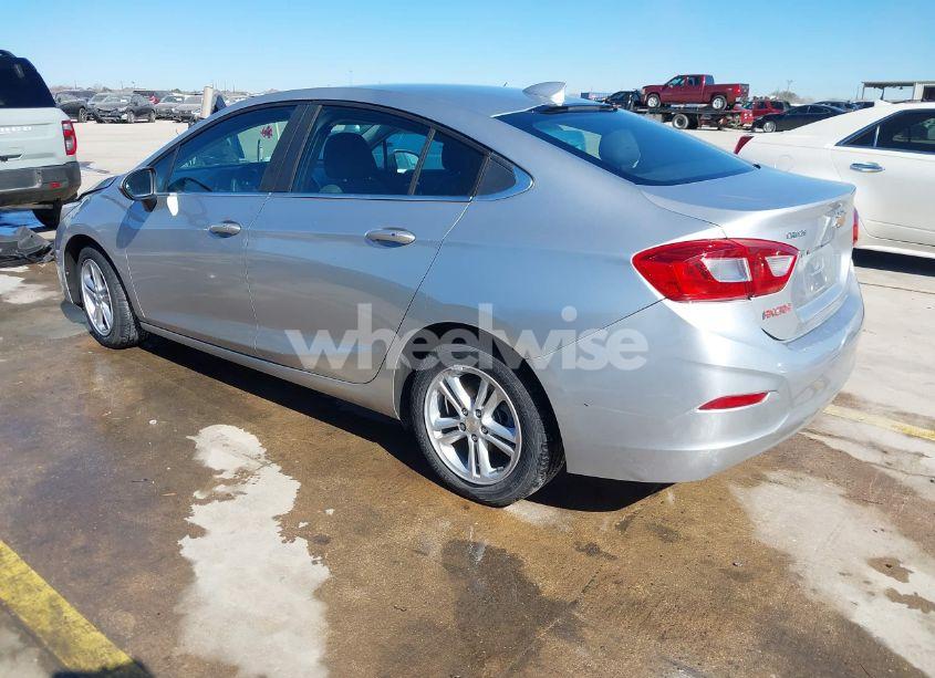 Photo 3 of 2017 Chevrolet Cruze LT AUTO (VIN 3G1BE5SM6HS517744)