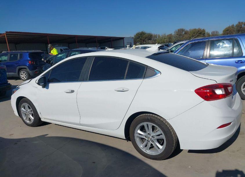 Photo 14 of 2017 Chevrolet Cruze LT AUTO (VIN 3G1BE5SM6HS561453)