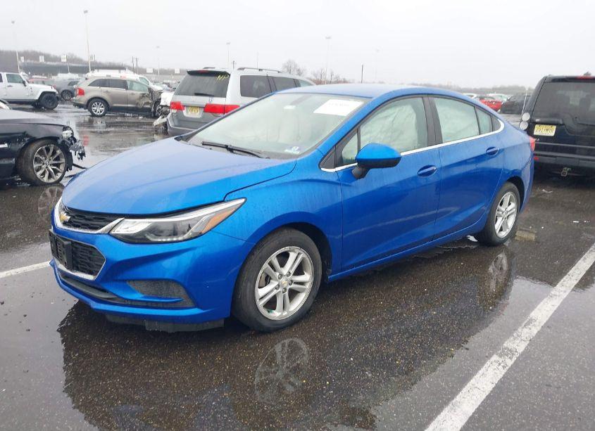 Photo 2 of 2017 Chevrolet Cruze LT AUTO (VIN 3G1BE5SM7HS521446)