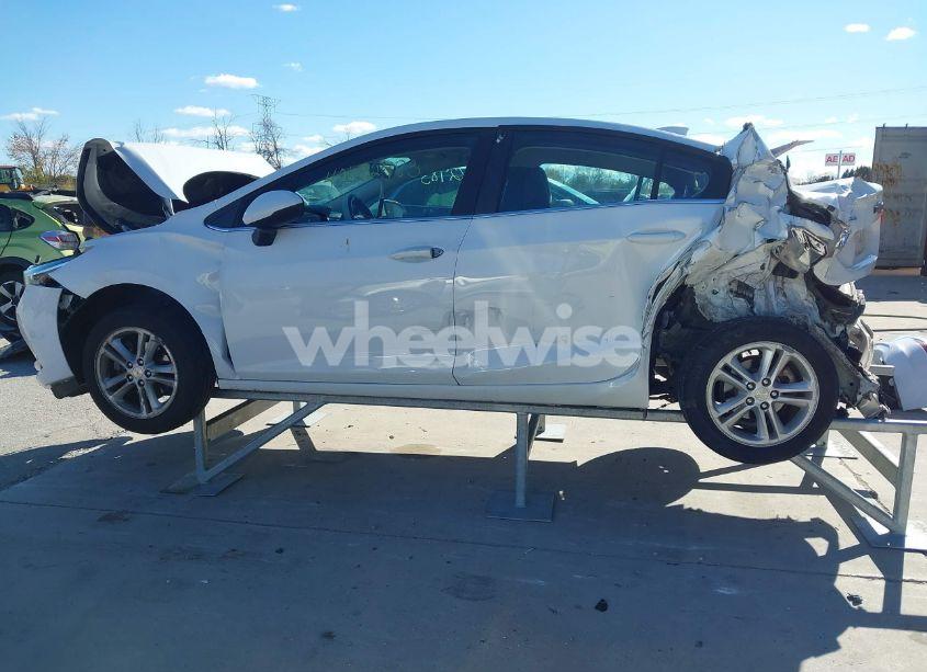 Photo 15 of 2017 Chevrolet Cruze LT AUTO (VIN 3G1BE5SM7HS531751)