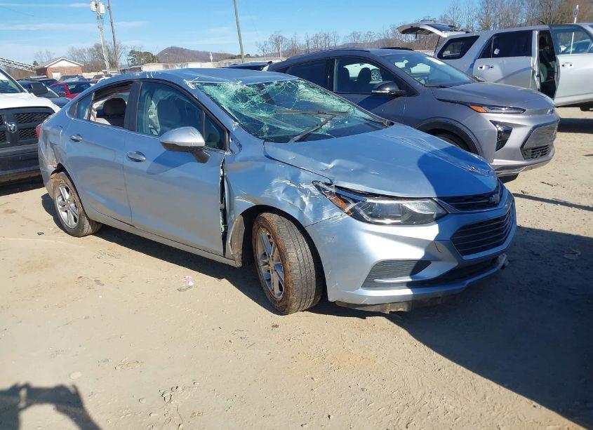 2017 Chevrolet Cruze LT AUTO (VIN 3G1BE5SM7HS567097) main photo