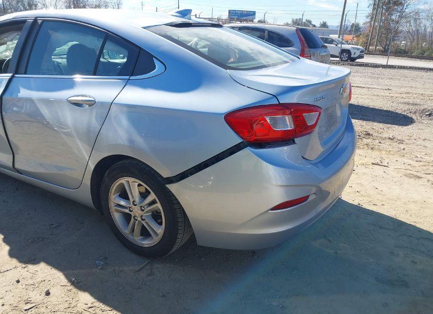 Photo 18 of 2017 Chevrolet Cruze LT AUTO (VIN 3G1BE5SM7HS567097)