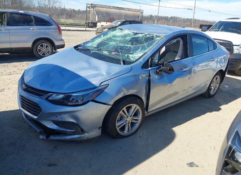 Photo 2 of 2017 Chevrolet Cruze LT AUTO (VIN 3G1BE5SM7HS567097)