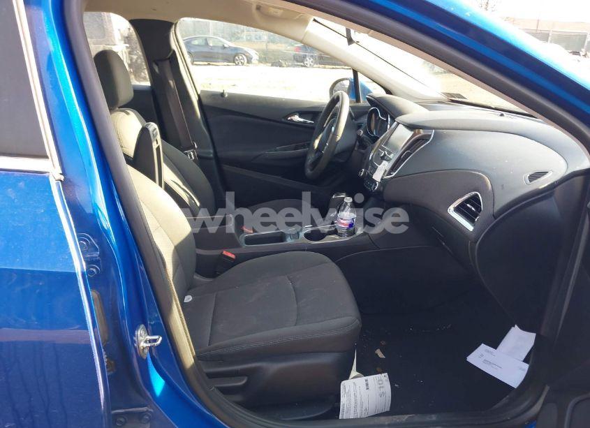 Photo 5 of 2017 Chevrolet Cruze LT AUTO (VIN 3G1BE5SM7HS579993)