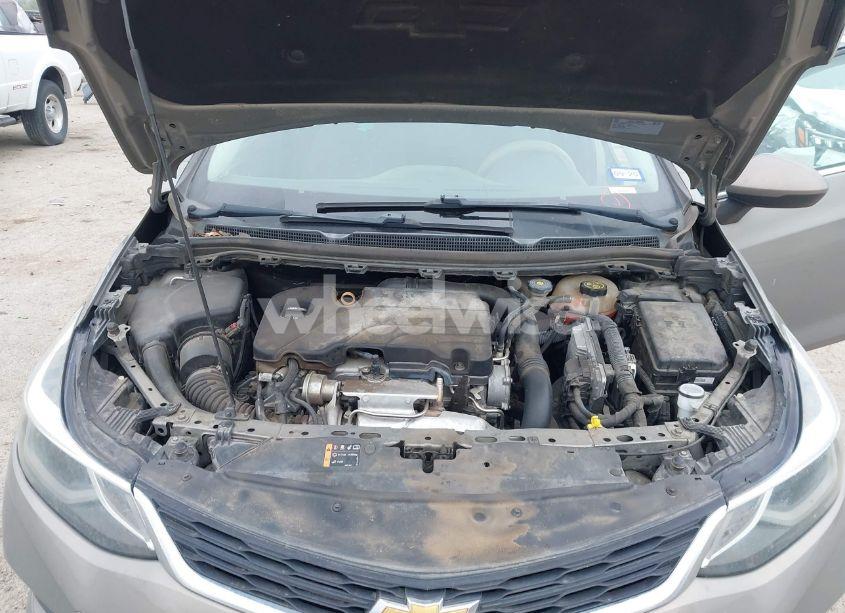 Photo 10 of 2017 Chevrolet Cruze LT AUTO (VIN 3G1BE5SM8HS571188)