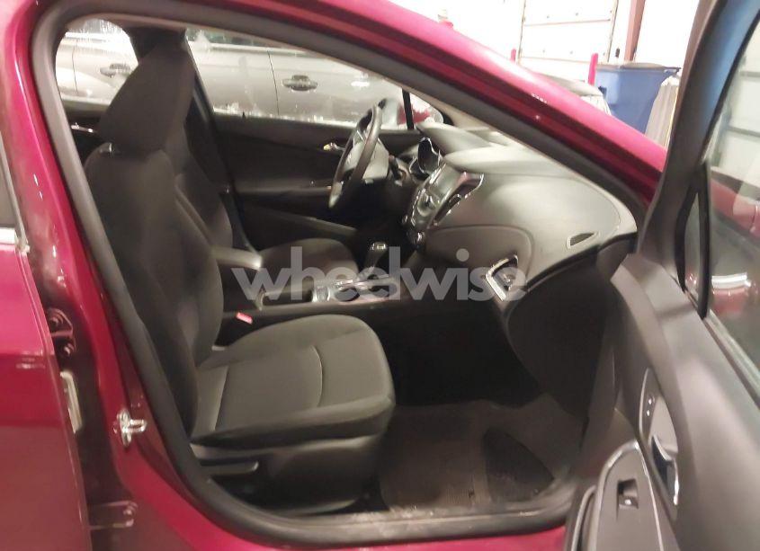 Photo 5 of 2017 Chevrolet Cruze LT AUTO (VIN 3G1BE6SM0HS526543)