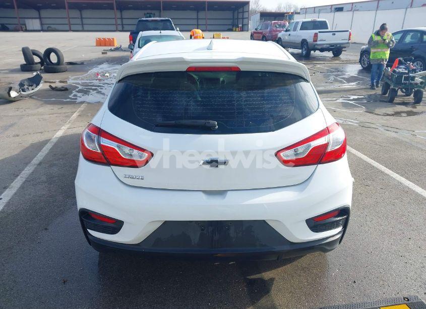 Photo 16 of 2017 Chevrolet Cruze LT AUTO (VIN 3G1BE6SM0HS589965)