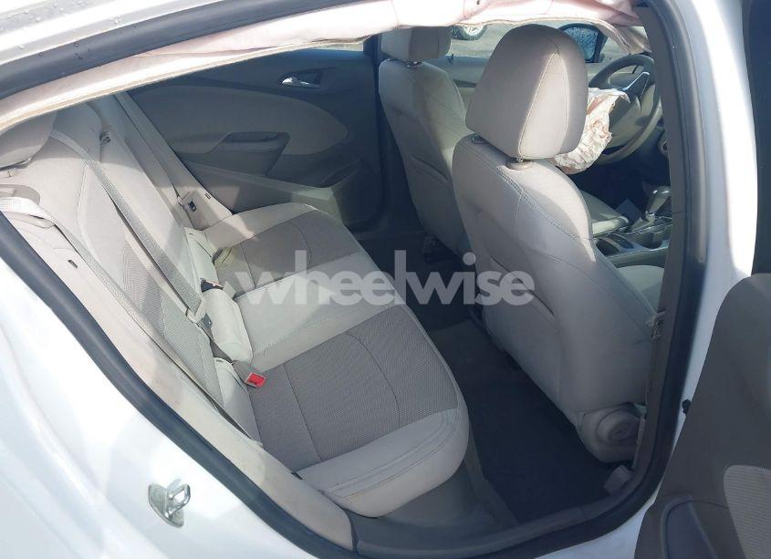 Photo 8 of 2017 Chevrolet Cruze LT AUTO (VIN 3G1BE6SM0HS589965)