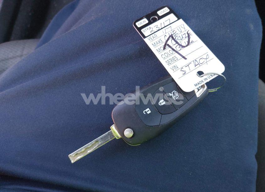 Photo 11 of 2017 Chevrolet Cruze LT AUTO (VIN 3G1BE6SM0HS612709)