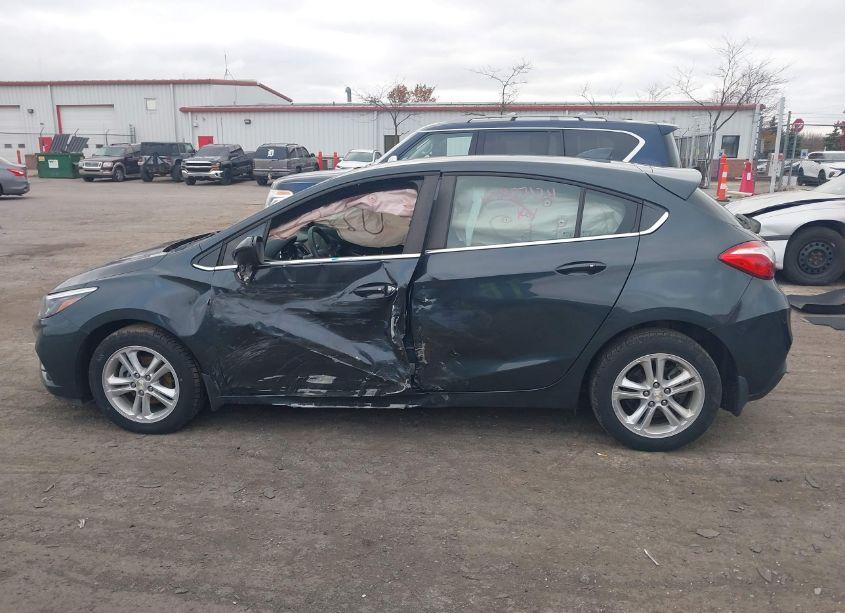 Photo 14 of 2018 Chevrolet Cruze LT AUTO (VIN 3G1BE6SM0JS653329)