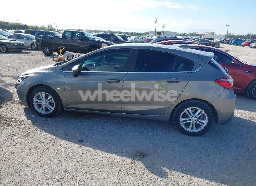 Photo 14 of 2017 Chevrolet Cruze LT AUTO (VIN 3G1BE6SM1HS538359)