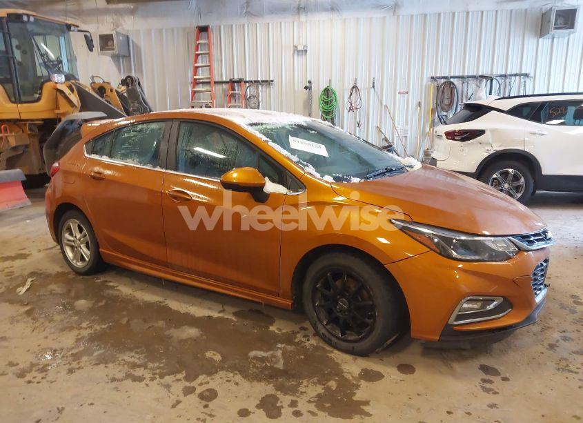 2017 Chevrolet Cruze LT AUTO (VIN 3G1BE6SM1HS540175) main photo