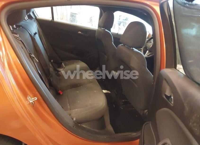 Photo 8 of 2017 Chevrolet Cruze LT AUTO (VIN 3G1BE6SM1HS540175)