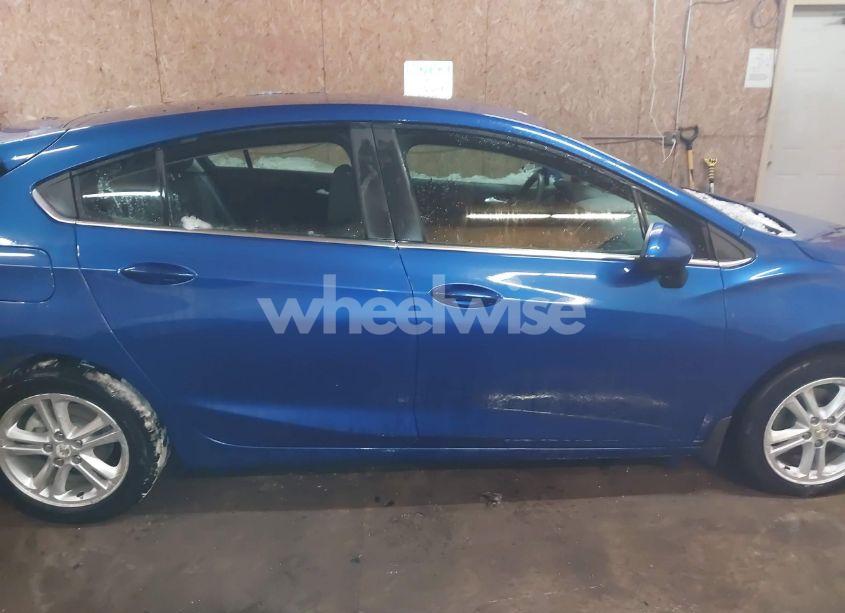 Photo 13 of 2017 Chevrolet Cruze LT AUTO (VIN 3G1BE6SM1HS559177)