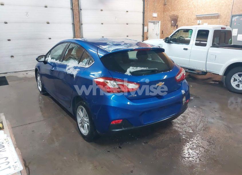 Photo 3 of 2017 Chevrolet Cruze LT AUTO (VIN 3G1BE6SM1HS559177)