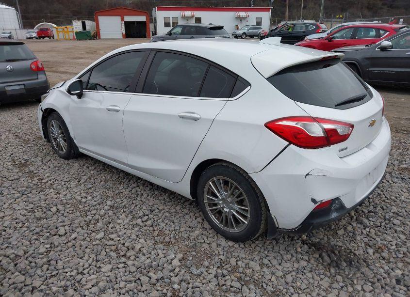 Photo 3 of 2017 Chevrolet Cruze LT AUTO (VIN 3G1BE6SM1HS569854)