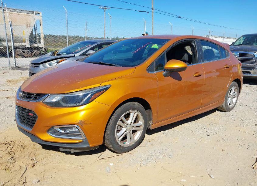 Photo 2 of 2017 Chevrolet Cruze LT AUTO (VIN 3G1BE6SM1HS583561)