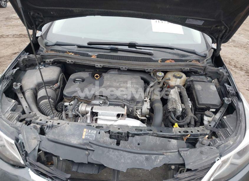 Photo 10 of 2017 Chevrolet Cruze LT AUTO (VIN 3G1BE6SM1HS591563)