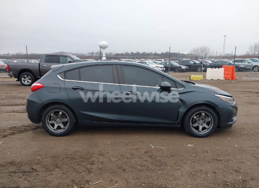 Photo 13 of 2017 Chevrolet Cruze LT AUTO (VIN 3G1BE6SM1HS591563)