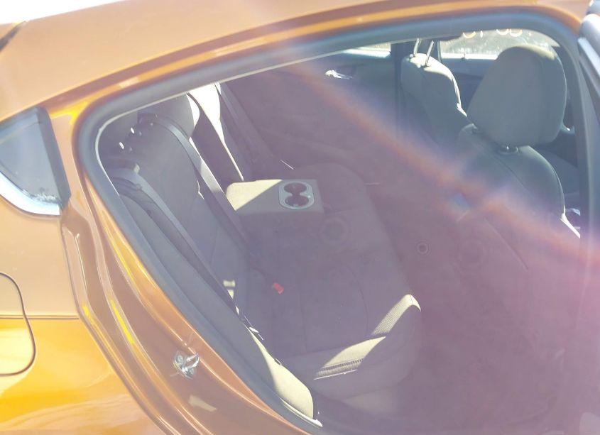 Photo 8 of 2017 Chevrolet Cruze LT AUTO (VIN 3G1BE6SM1HS599405)