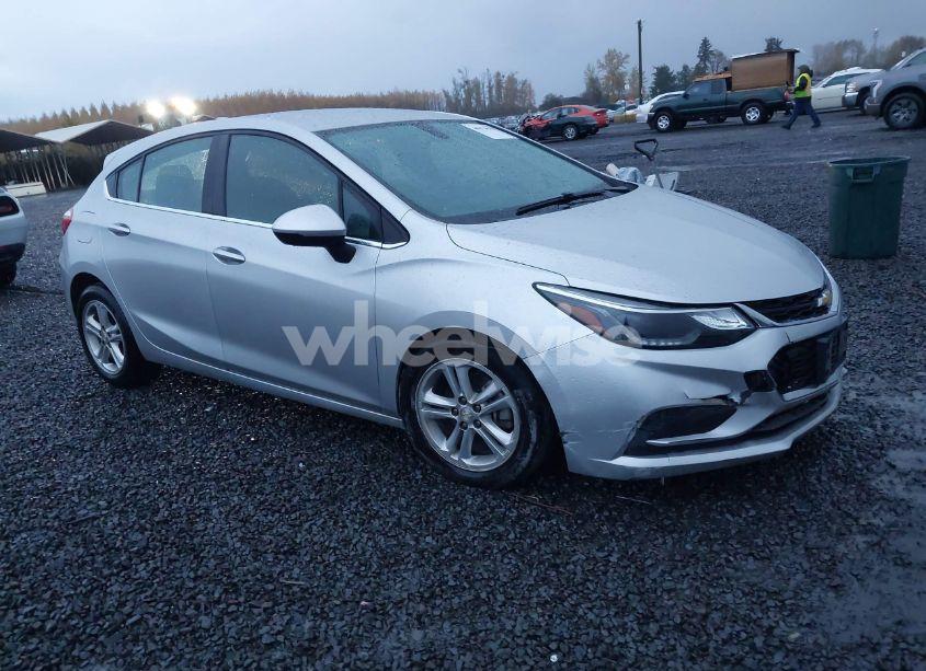 2017 Chevrolet Cruze LT AUTO (VIN 3G1BE6SM1HS608703) main photo