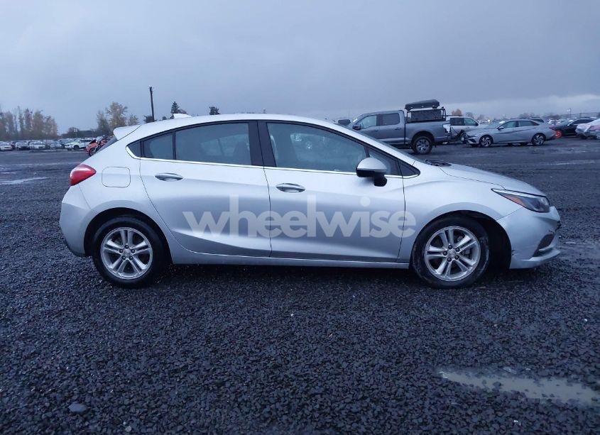 Photo 13 of 2017 Chevrolet Cruze LT AUTO (VIN 3G1BE6SM1HS608703)