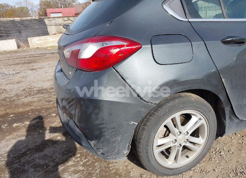 Photo 18 of 2017 Chevrolet Cruze LT AUTO (VIN 3G1BE6SM2HS541514)