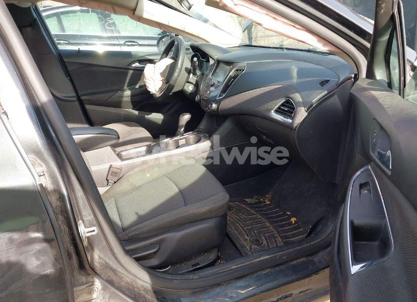 Photo 5 of 2017 Chevrolet Cruze LT AUTO (VIN 3G1BE6SM2HS541514)