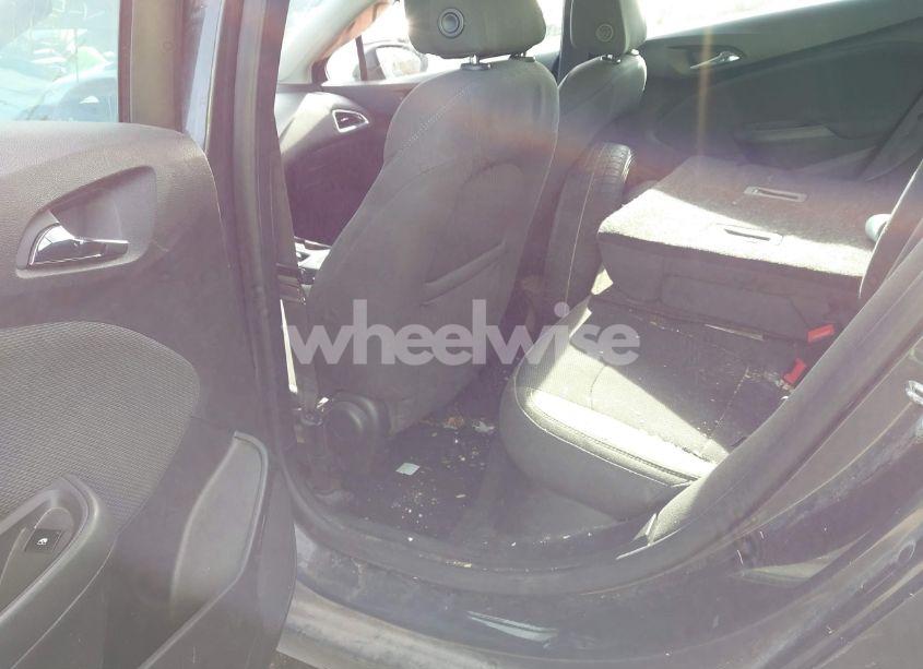 Photo 8 of 2017 Chevrolet Cruze LT AUTO (VIN 3G1BE6SM2HS541514)