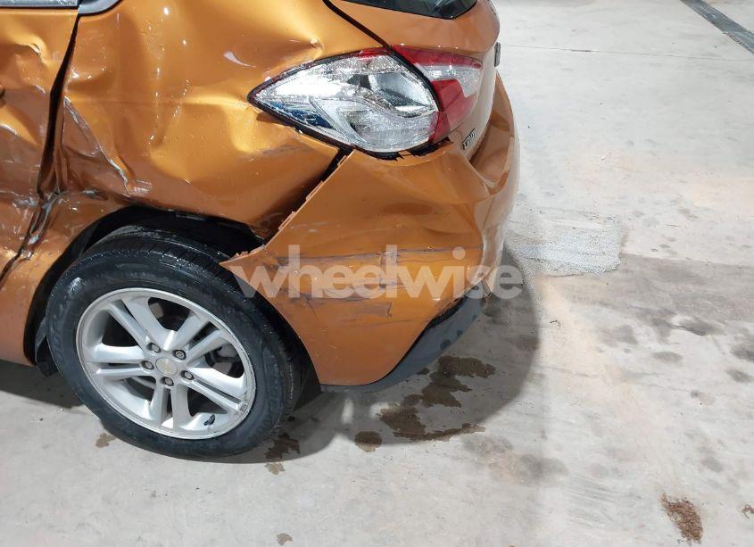 Photo 18 of 2017 Chevrolet Cruze LT AUTO (VIN 3G1BE6SM2HS558071)