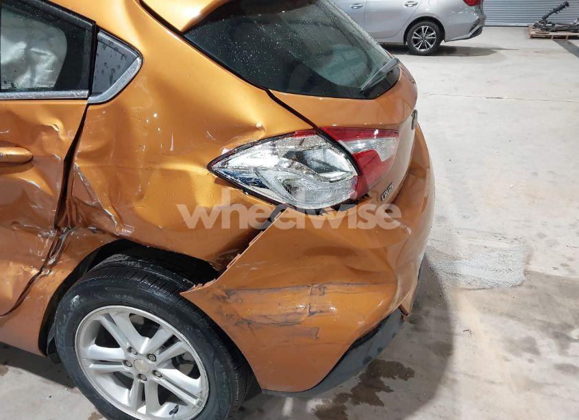 Photo 19 of 2017 Chevrolet Cruze LT AUTO (VIN 3G1BE6SM2HS558071)