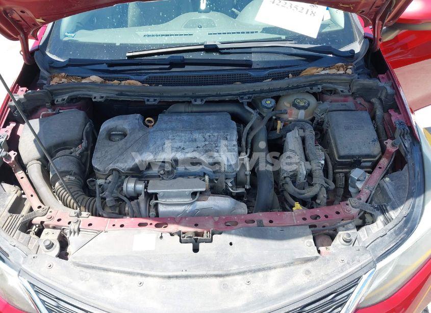 Photo 10 of 2017 Chevrolet Cruze LT AUTO (VIN 3G1BE6SM2HS570558)