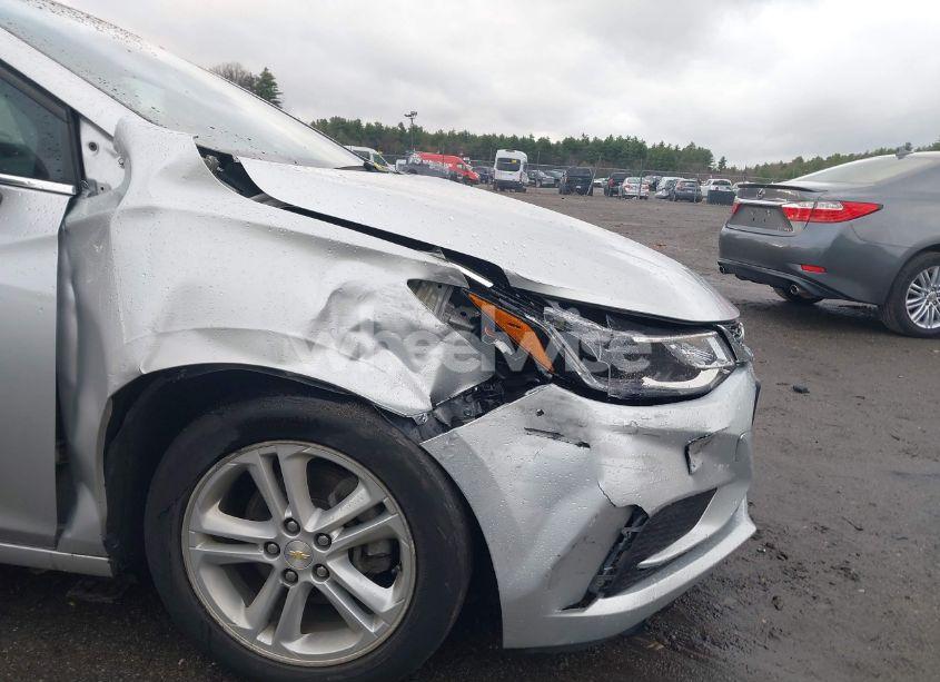 Photo 17 of 2017 Chevrolet Cruze LT AUTO (VIN 3G1BE6SM2HS588560)