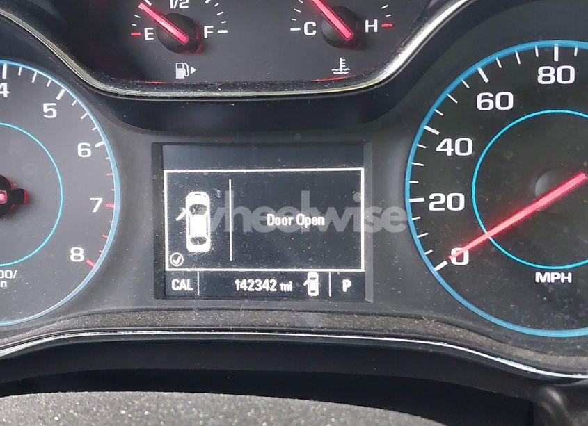 Photo 7 of 2017 Chevrolet Cruze LT AUTO (VIN 3G1BE6SM2HS588560)